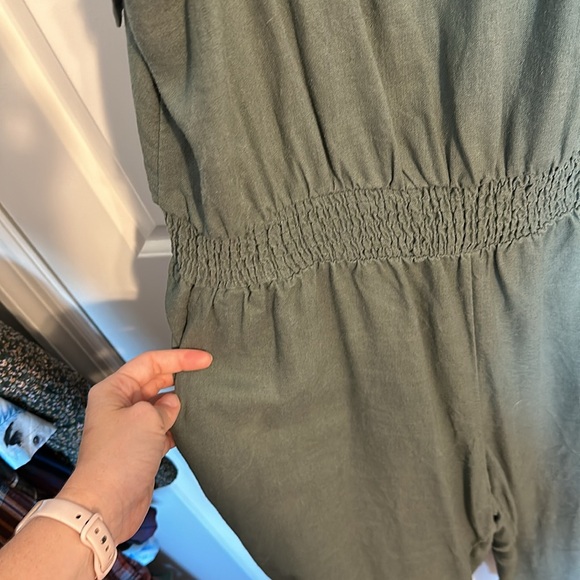 Target linen blend jumpsuit - Picture 2 of 5